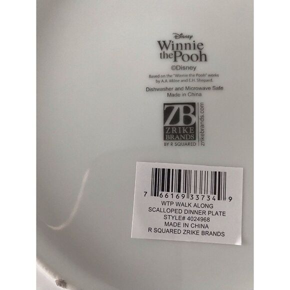 Set Of 2 Disney Winnie The Pooh Walk Along Scalloped Dinner Ceramic Plates NEW - Picture 11 of 13